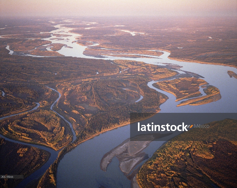 Río de Yukon, vista aérea, Alaska