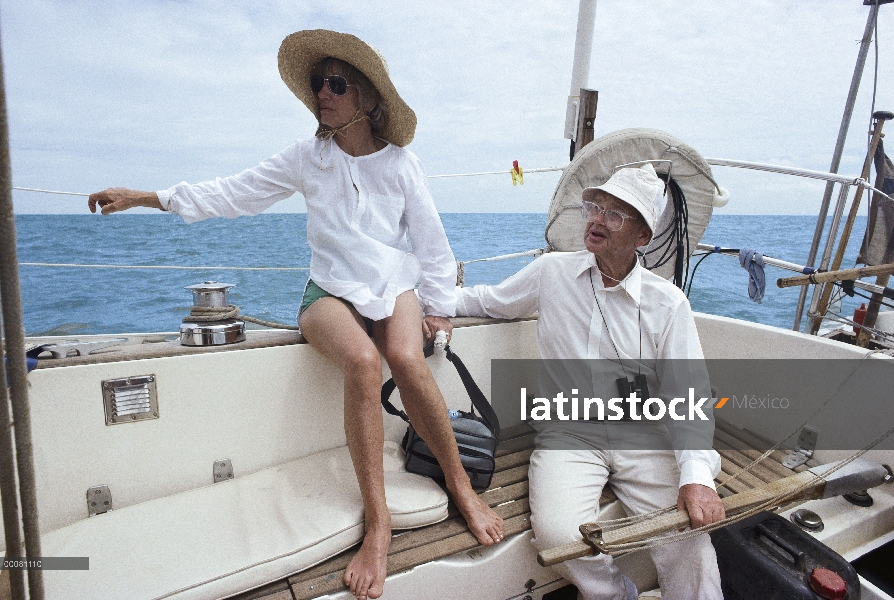 Investigadores del cachalote (Physeter macrocephalus) Sir Peter Scott y la señora Scott observación 