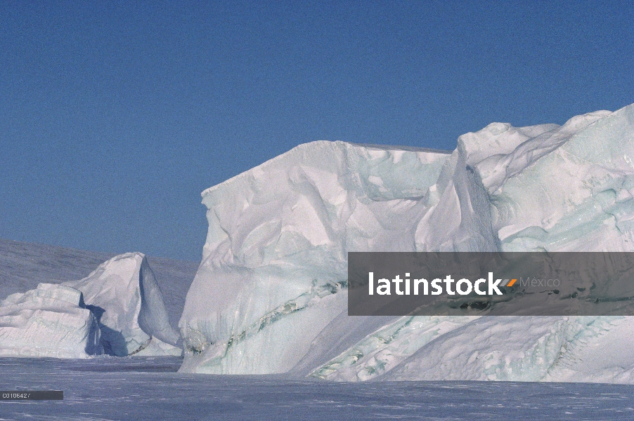 Icebergs, isla de Ellesmere, Nunavut, Canadá