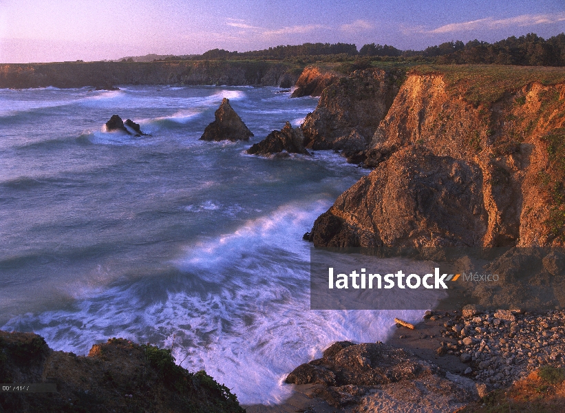 Playa en estado de rampa reserva, Condado de Mendocino, California