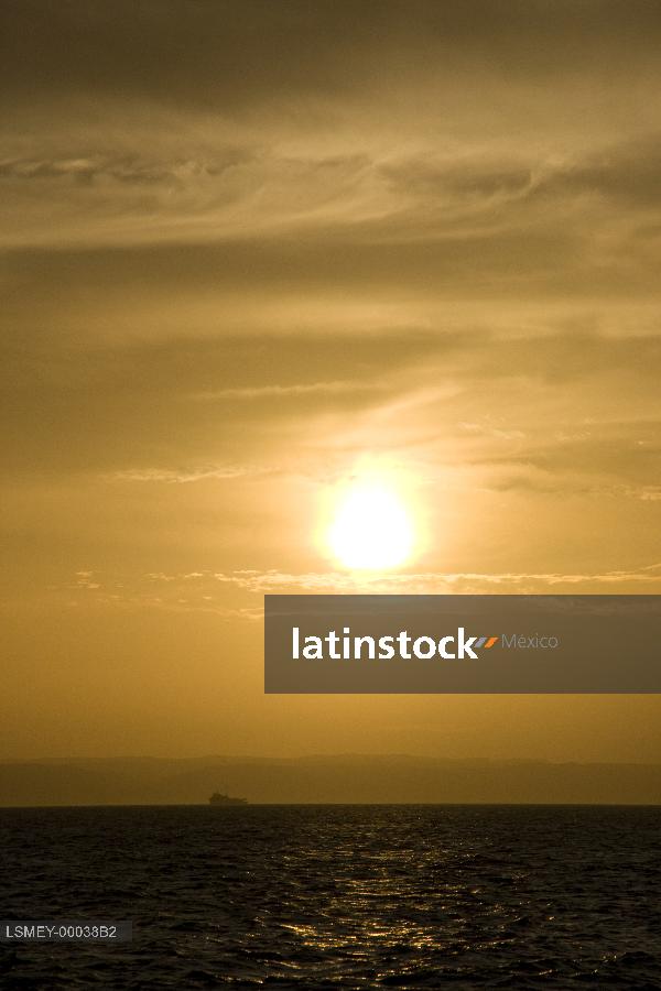 Atardecer en la paz