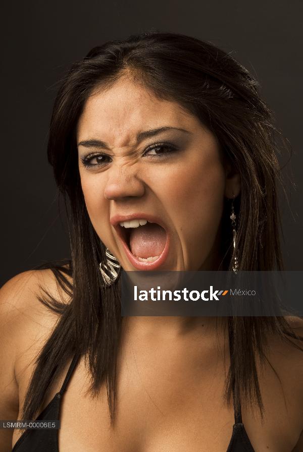Joven con expresión
